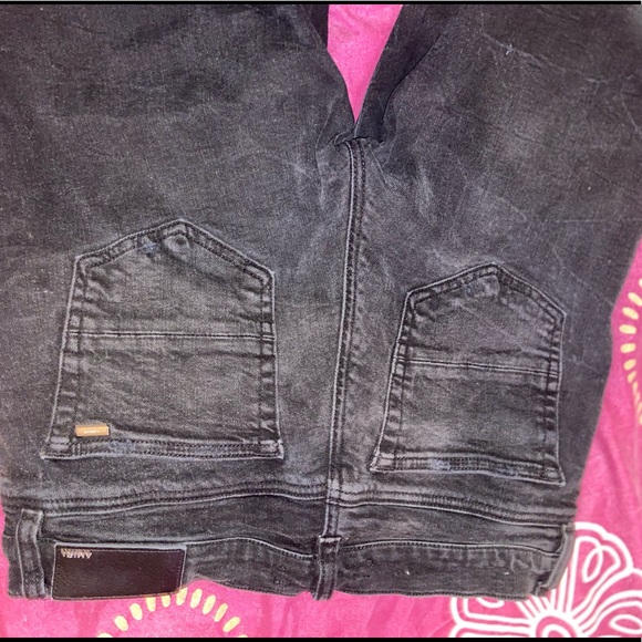 Women’s AMIRI JEANS - Picture 6 of 7